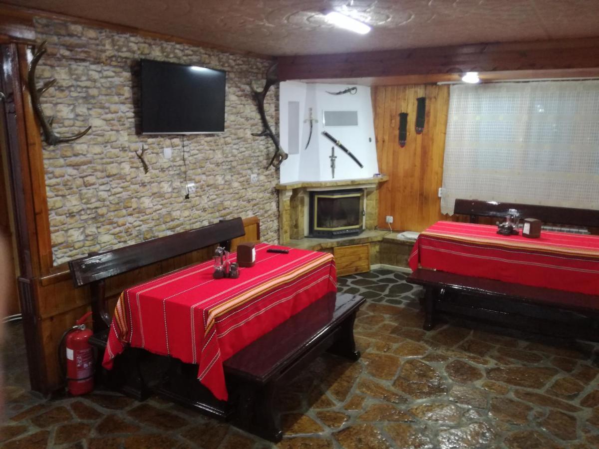 Ваканционно Селище Ива Sarnitsa Bagian luar foto